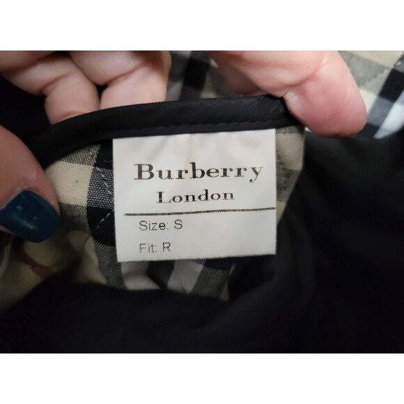 Burberry London Quilted Barn Jacket Nova Check Lining - Picture 10 of 16